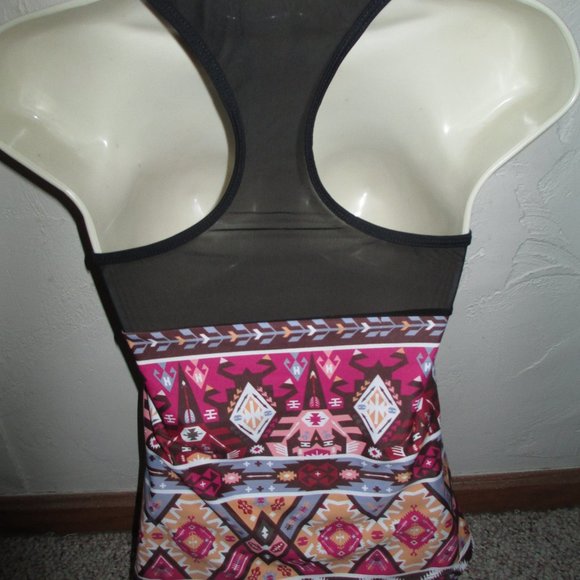 Size Small 2 Piece swimsuit set shorts/tankini top, new juniors - Picture 2 of 4